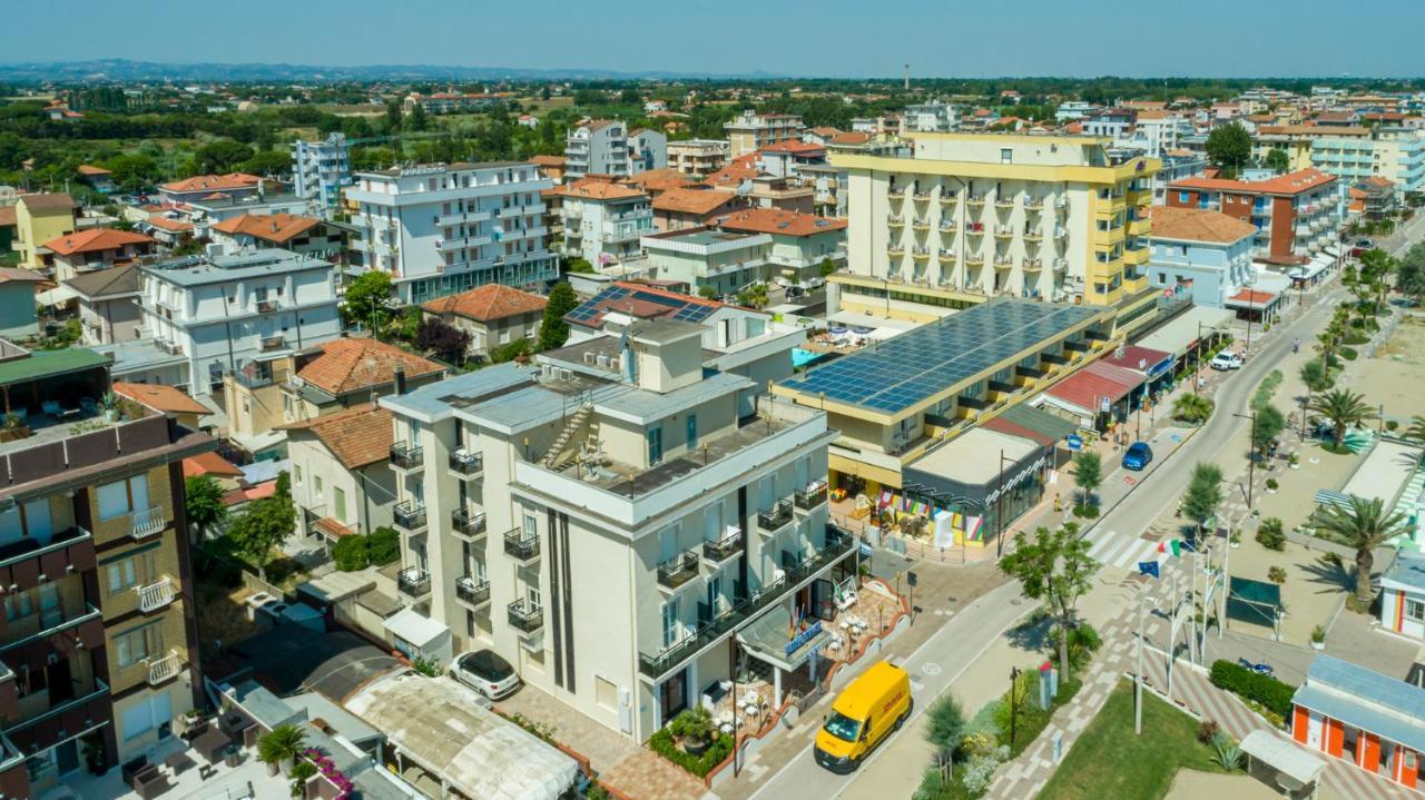 Hotel Milanese Rimini Zewnętrze zdjęcie