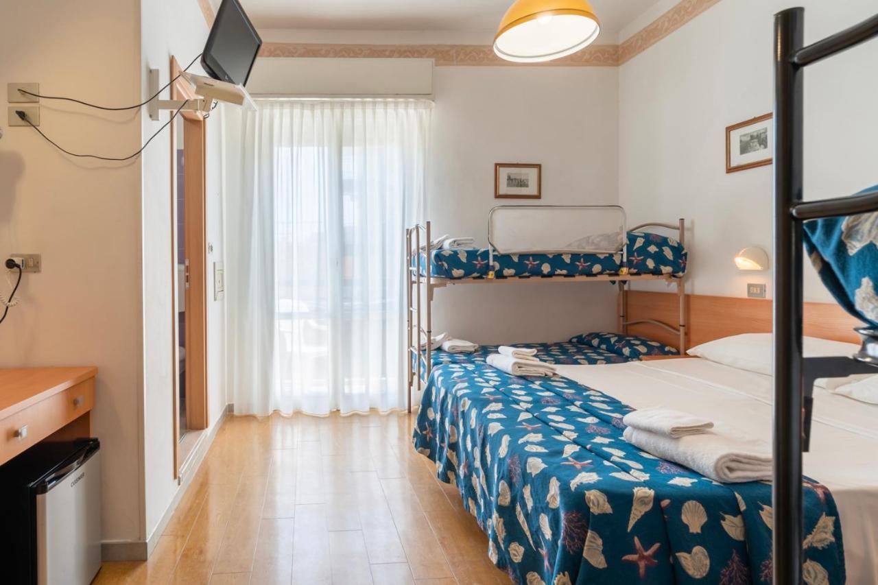 Hotel Milanese Rimini Zewnętrze zdjęcie