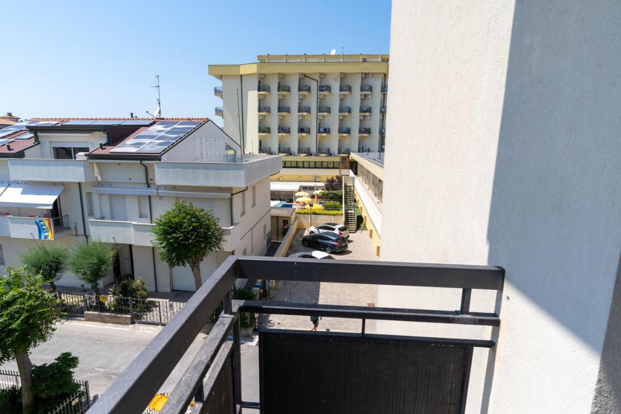 Hotel Milanese Rimini Zewnętrze zdjęcie